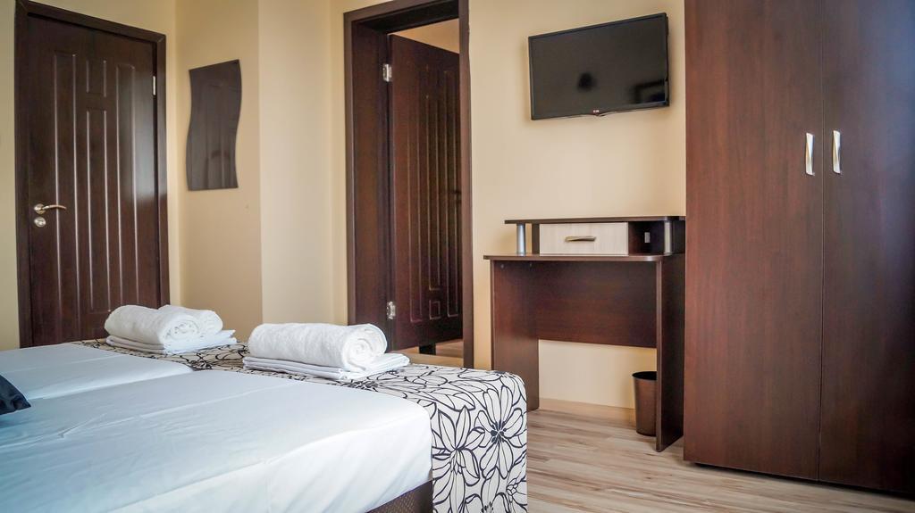 Guest House Meridi Priseltsi Экстерьер фото