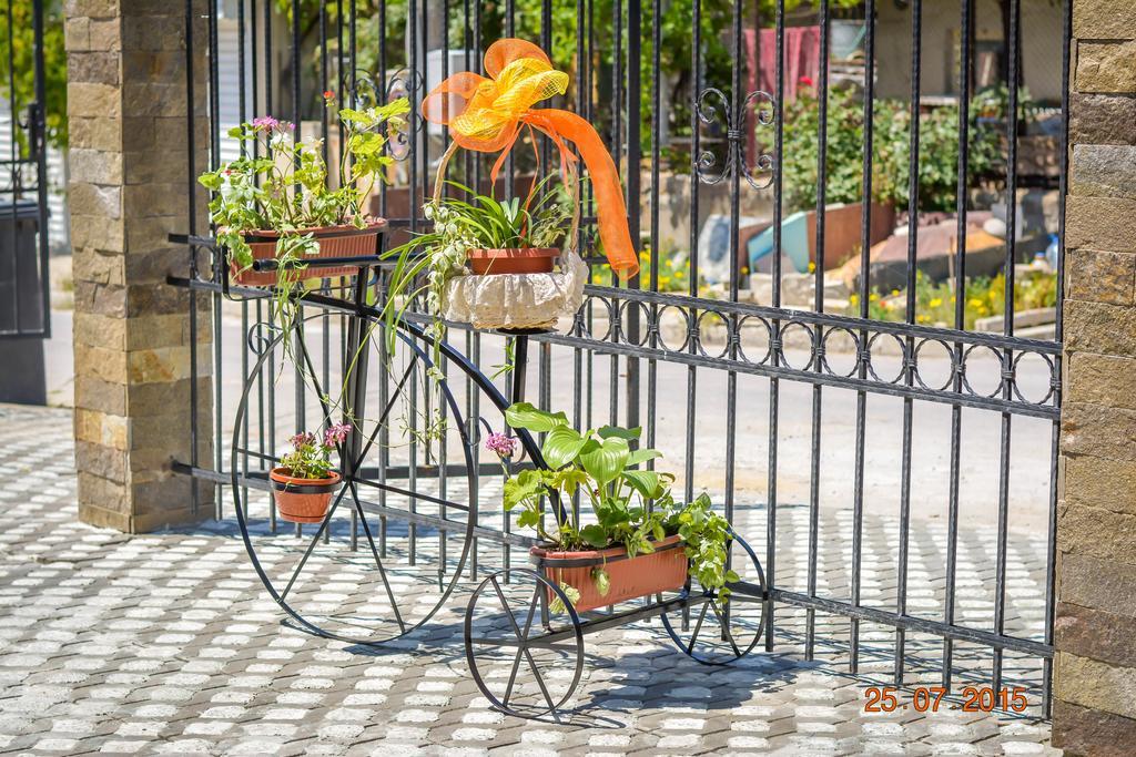 Guest House Meridi Priseltsi Экстерьер фото